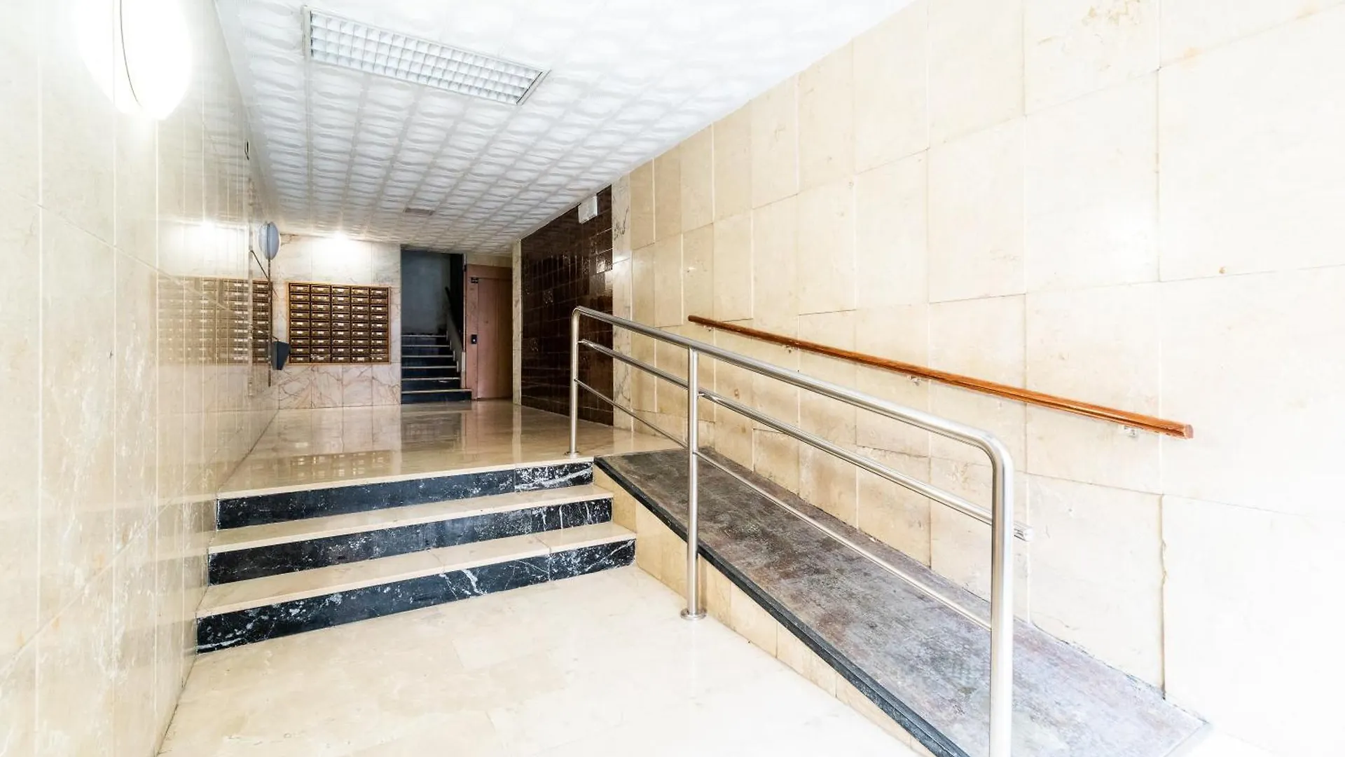 Centro Y Confort: Junto A Corte Ingles Appartement Granada Spanje