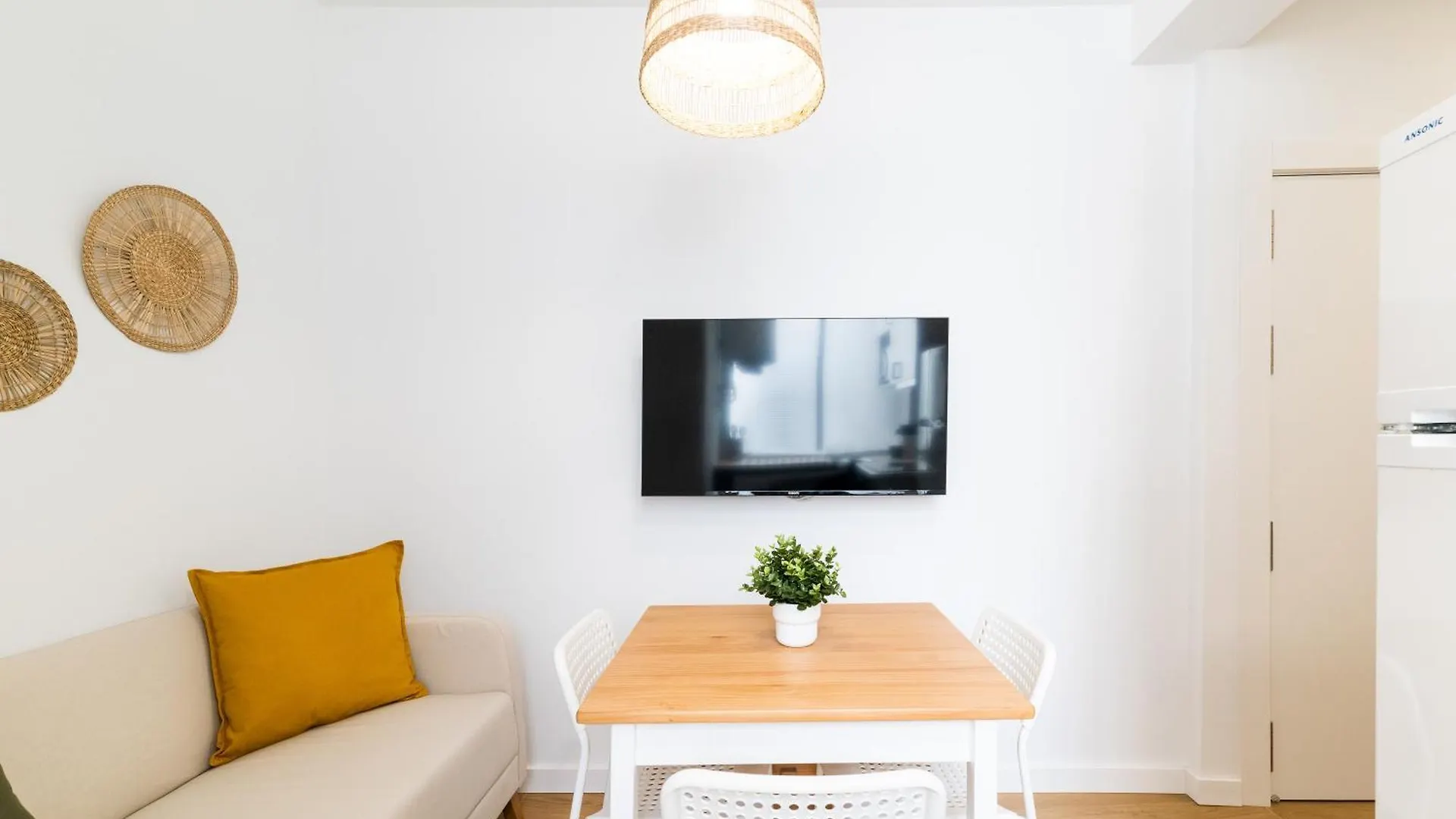 Centro Y Confort: Junto A Corte Ingles Apartment Granada