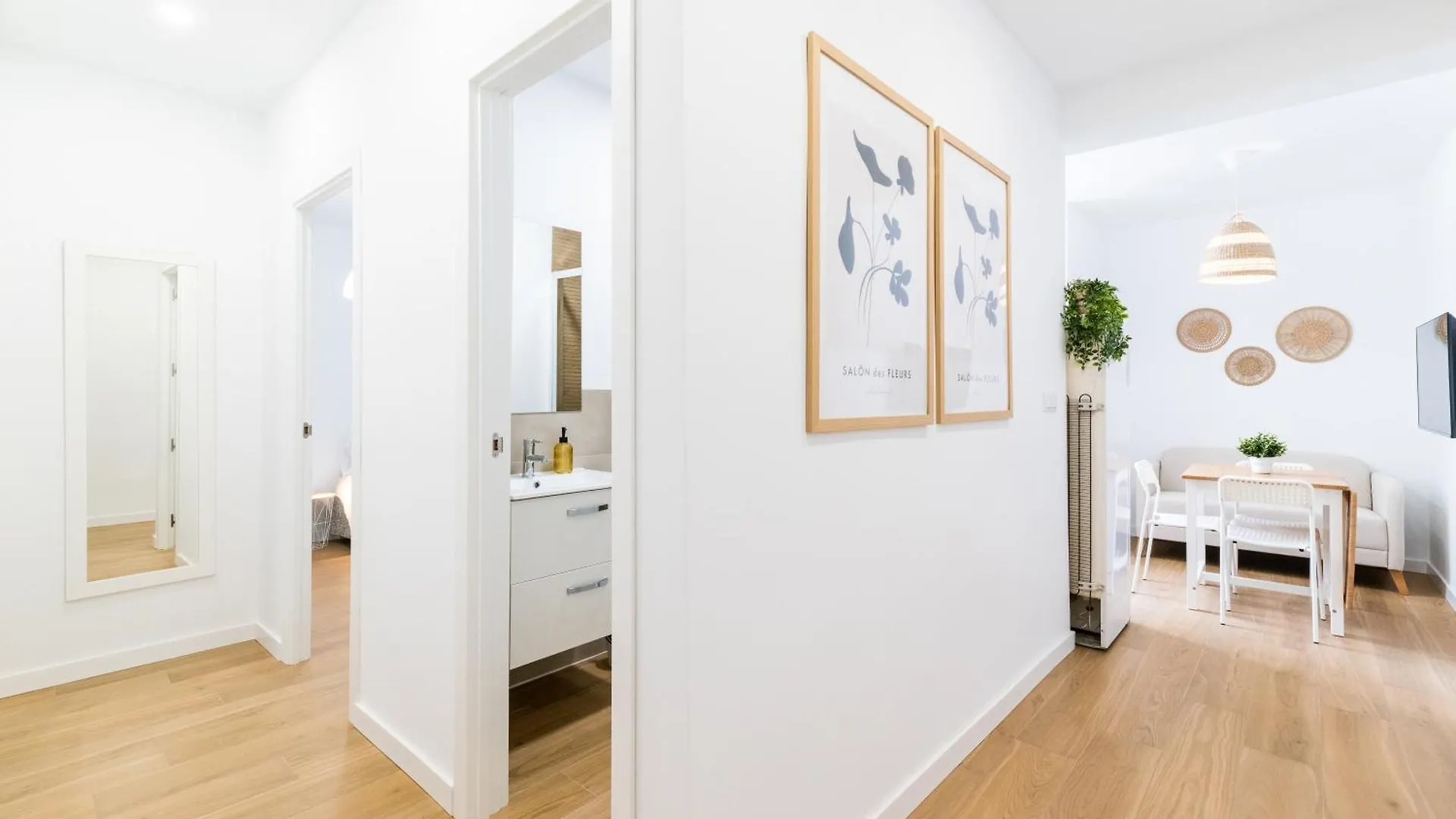 Centro Y Confort: Junto A Corte Ingles Apartment Granada Spain
