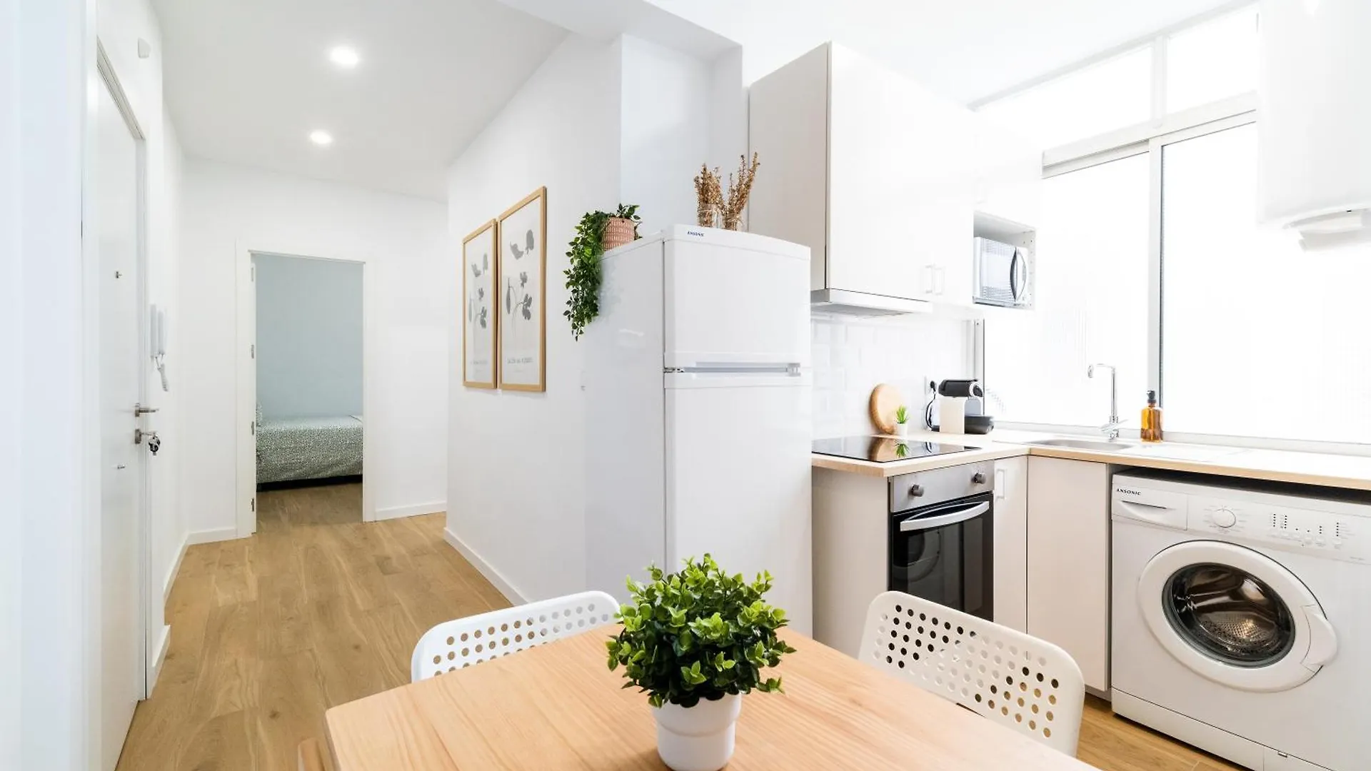 Centro Y Confort: Junto A Corte Ingles Apartment Granada