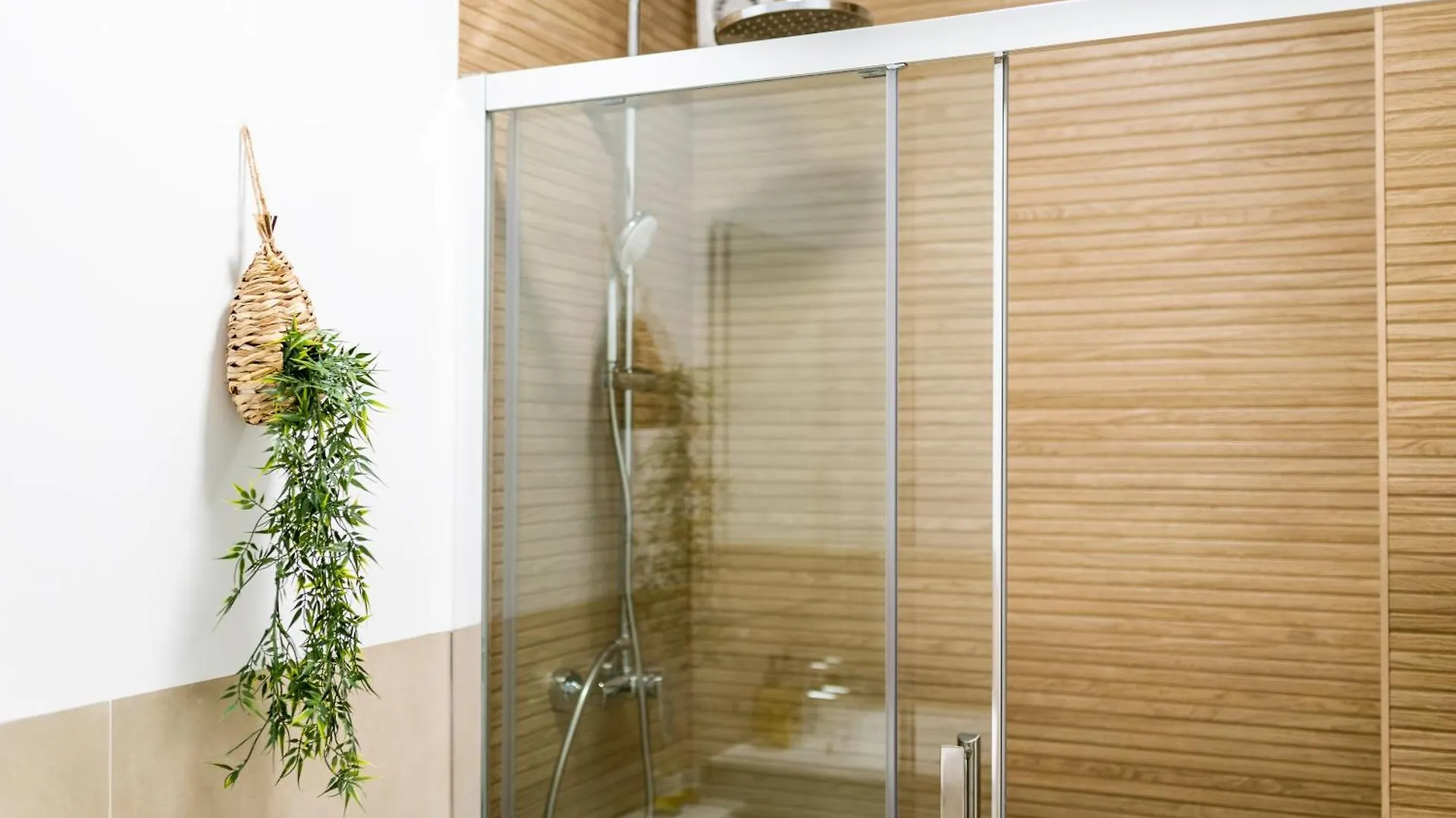 Centro Y Confort: Junto A Corte Ingles Apartment Granada