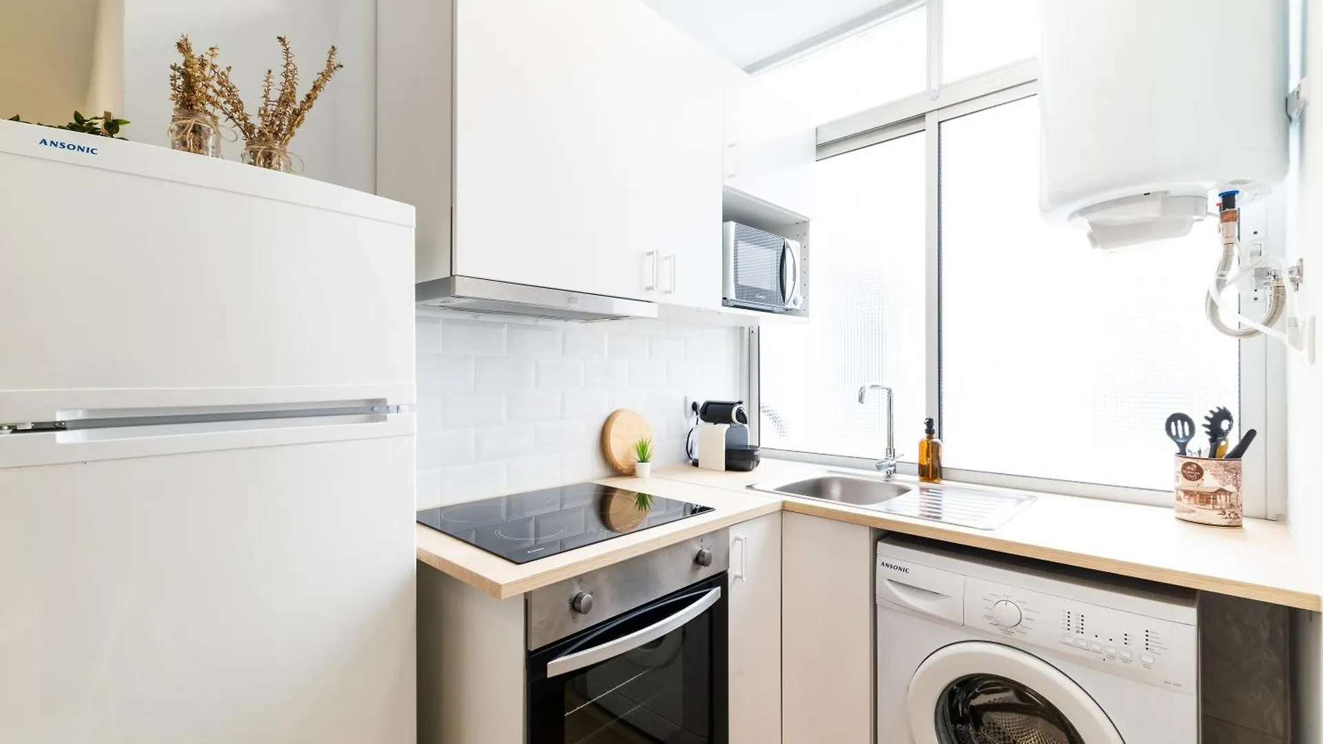 Centro Y Confort: Junto A Corte Ingles Apartment Granada Spain